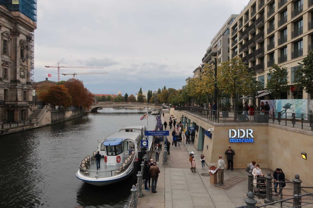 DDR博物館（東ドイツ博物館）は2023年3月31日まで臨時休館を予定しています。