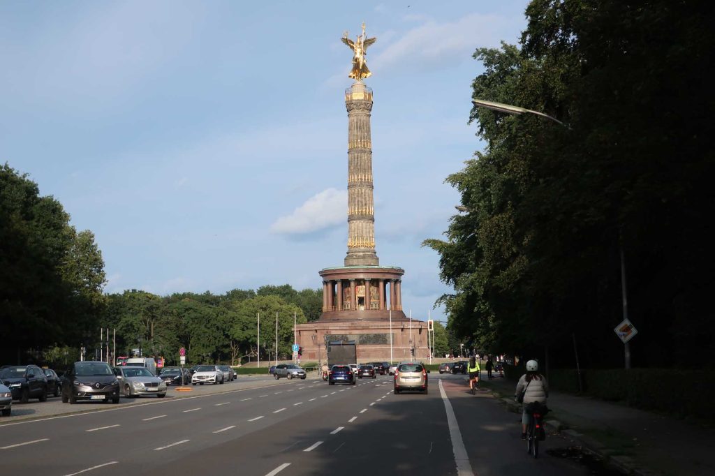 ベルリン観光で必見の場所、戦勝記念塔（ジーゲスゾイレ）