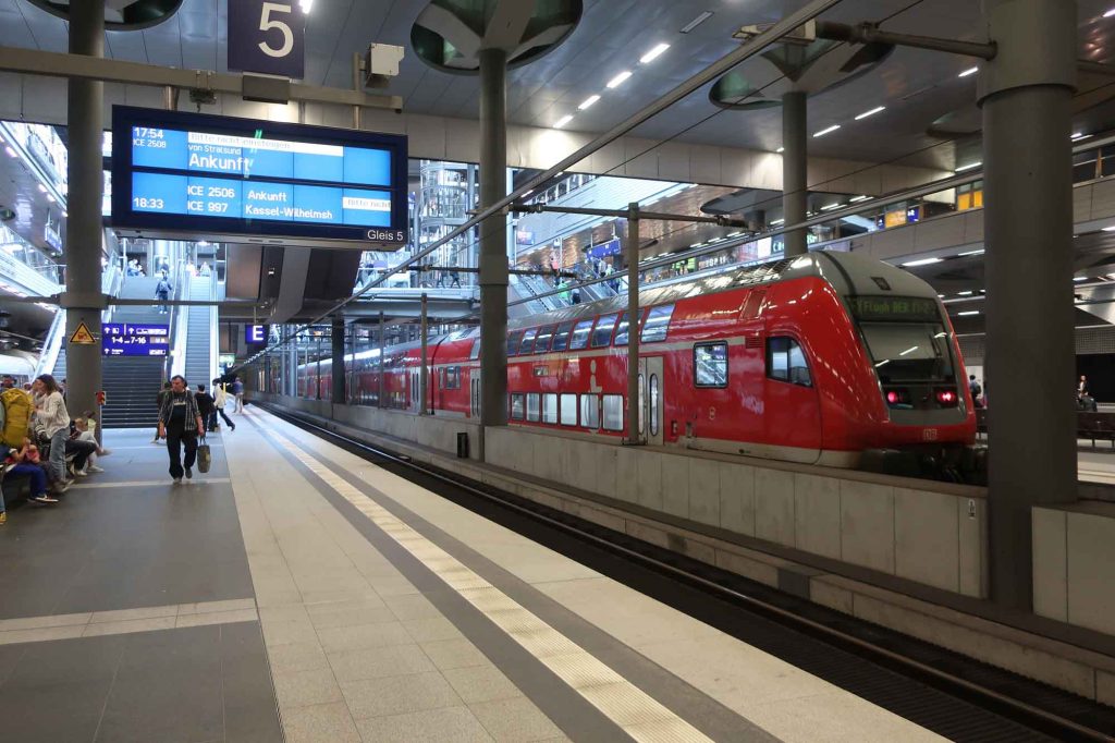 2023年11月15日から16日まで、ドイツ鉄道でストライキが予定されています。
